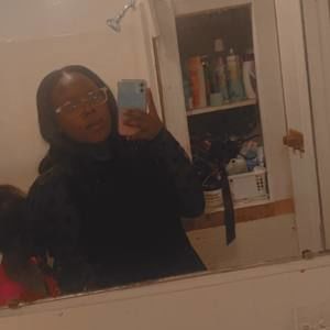 Meet your Posher, Laenaeshia